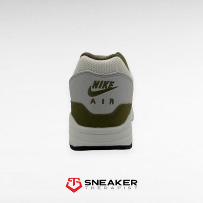 Nike Air Max 1 'Medium Olive' SKU: FD9082-102 Gr. 41 | 42 | 42.5 | 43 | 44 