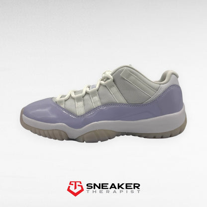 Nike Wmns Air Jordan 11 Retro Low 'Pure Violet' SKU: AH7860-101 Gr. 36 | 37.5