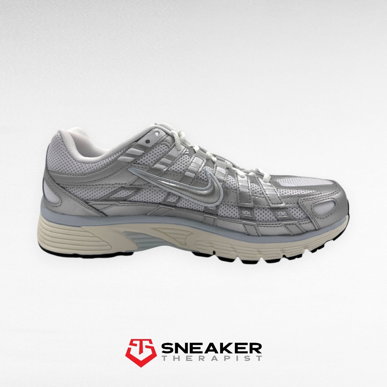 Nike Wmns P-6000 'White Metallic Silver' - BV1021-106 - Größe 36.5 & 41