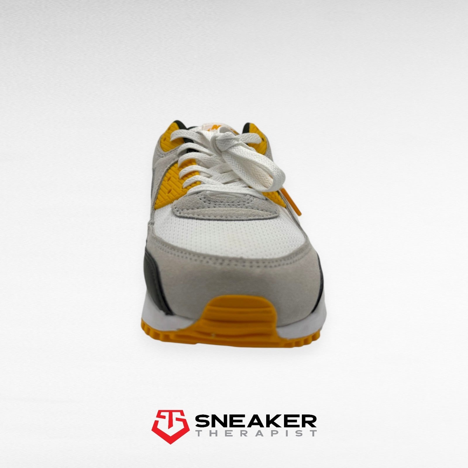 Nike Air Max 90 'University Gold' SKU: DM0029-103 Gr. 44 | 45 | 47 | 47.5