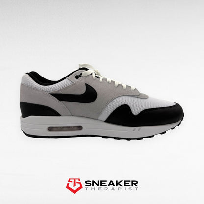 Nike Air Max 1 Essential 'White Pure Platinum Black' SKU: FZ5808-102 Gr. 41 | 42