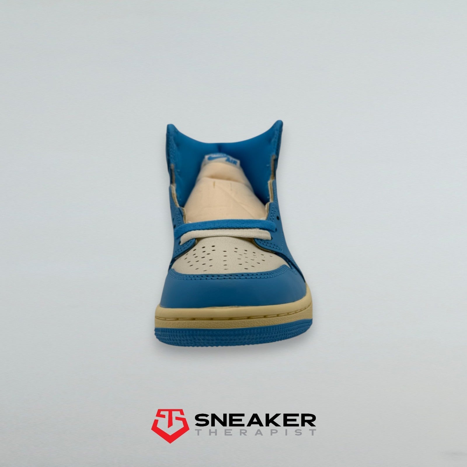 Nike Air Jordan 1 Retro High OG 'UNC Reimagined' SKU: DZ5485-402 Gr. 41 | 42 