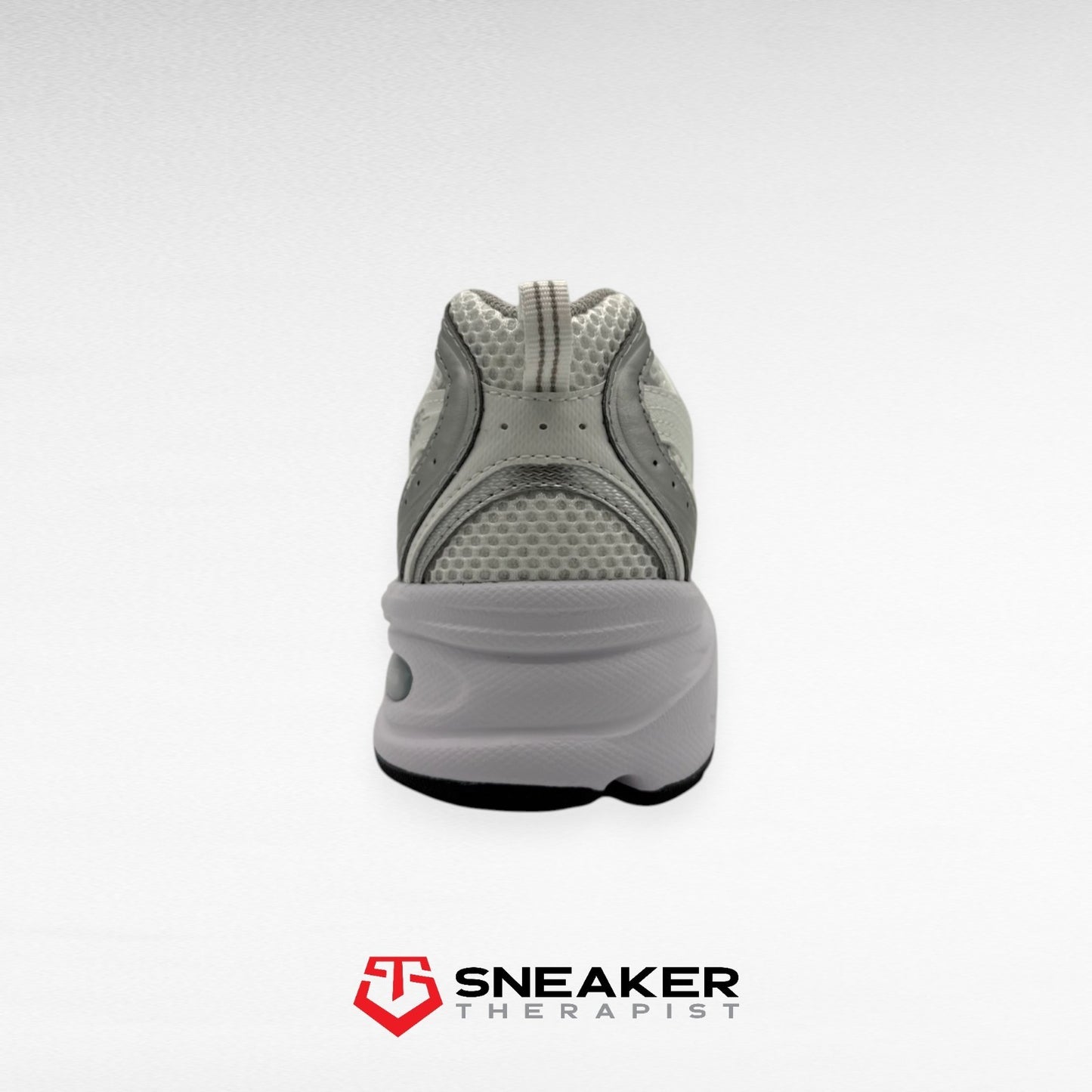 New Balance 530 'Silver White' SKU: MR530EMA Gr. 37.5 | 38 | 39.5 | 40 | 40.5