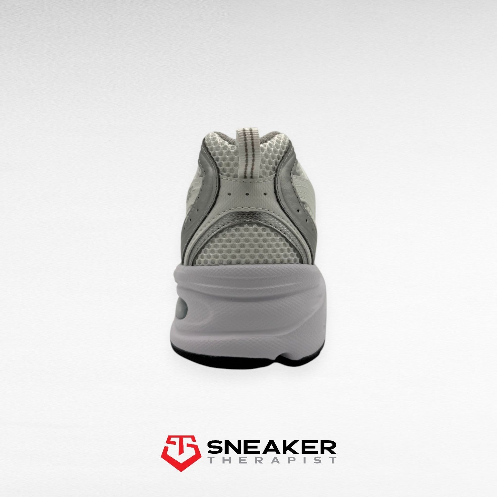 New Balance 530 'Silver White' SKU: MR530EMA Gr. 37.5 | 38 | 39.5 | 40 | 40.5