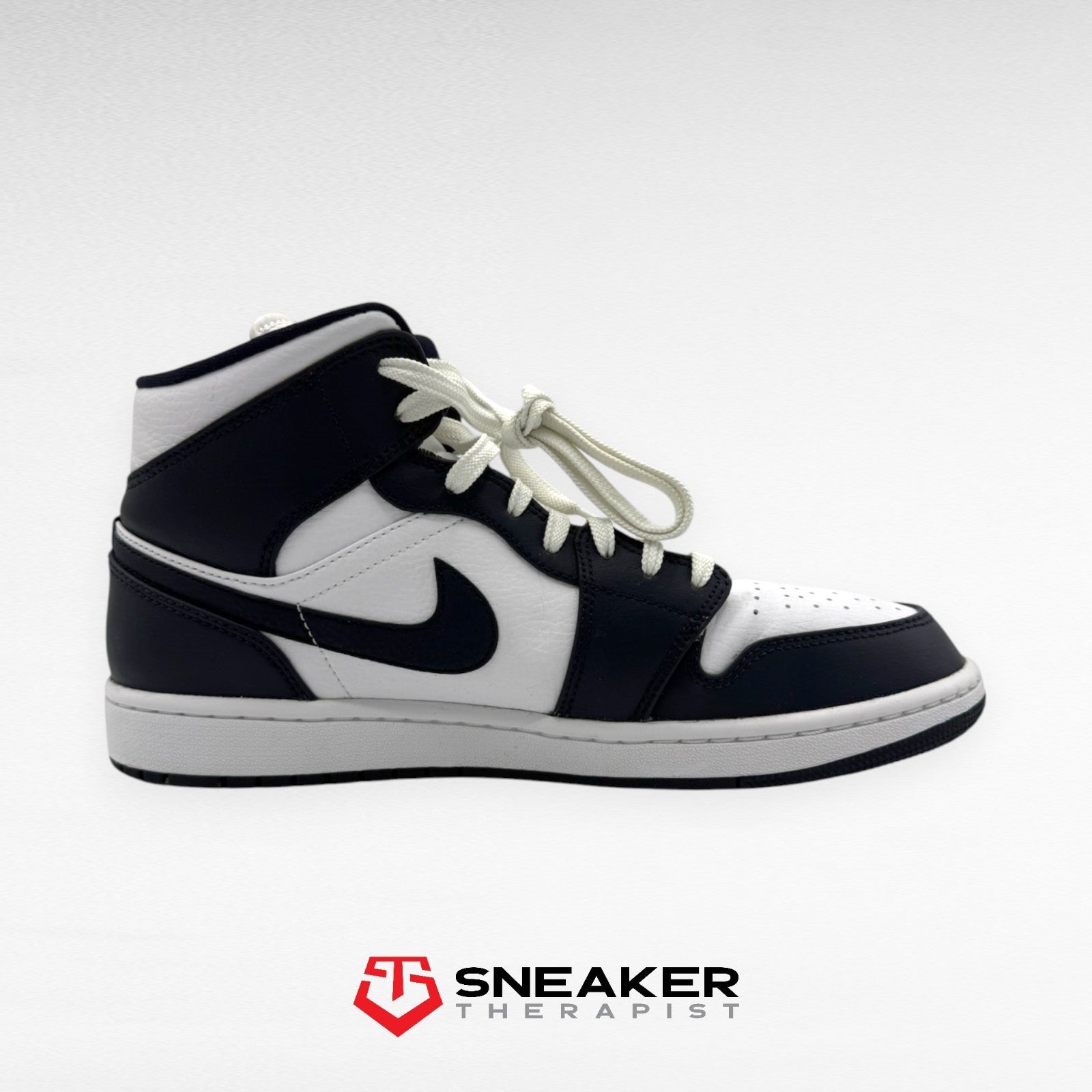 Nike Air Jordan 1 Mid 'Obsidian' SKU: 554724-174 Gr. 42.5 | 43 | 44 | 44.5