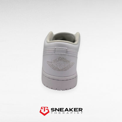 Nike Air Jordan 1 Low 'Triple White' 2022 - 553558-136 - Größe 41 | 42 | | 44