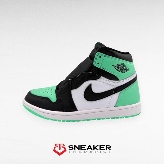 Nike Air Jordan 1 Retro High OG 'Green Glow' - DZ5485-130