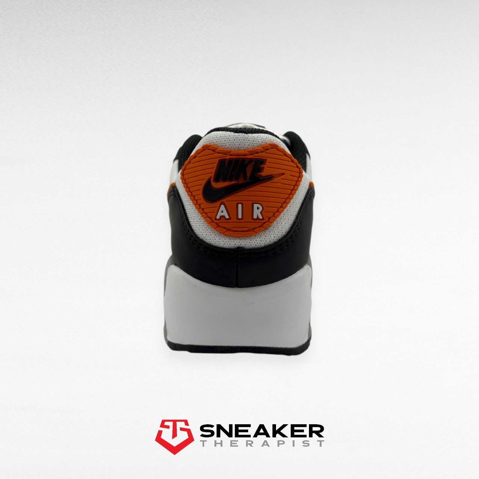 Nike Air Max 90 'White Starfish Black' SKU: DM0029 101 Gr. 39 | 44.5 | 45.5 | 46
