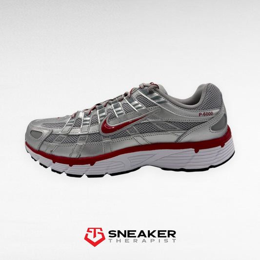 Nike P-6000 'Metallic Silver Gym Red' - CD6404-024 - Größe EU 44.5 | US 10.5