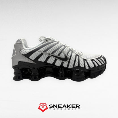 Nike Wmns Shox TL 'Metallic Silver Black' SKU: HQ4049-001 Gr. 39 & 40.5
