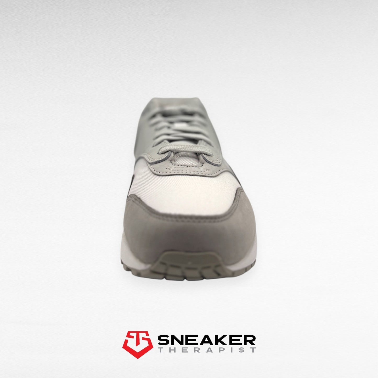 Nike Wmns Air Max 1 '87 LX 'Light Smoke Grey' FN0564-001 Gr. 42.5 | 43 | 44.5